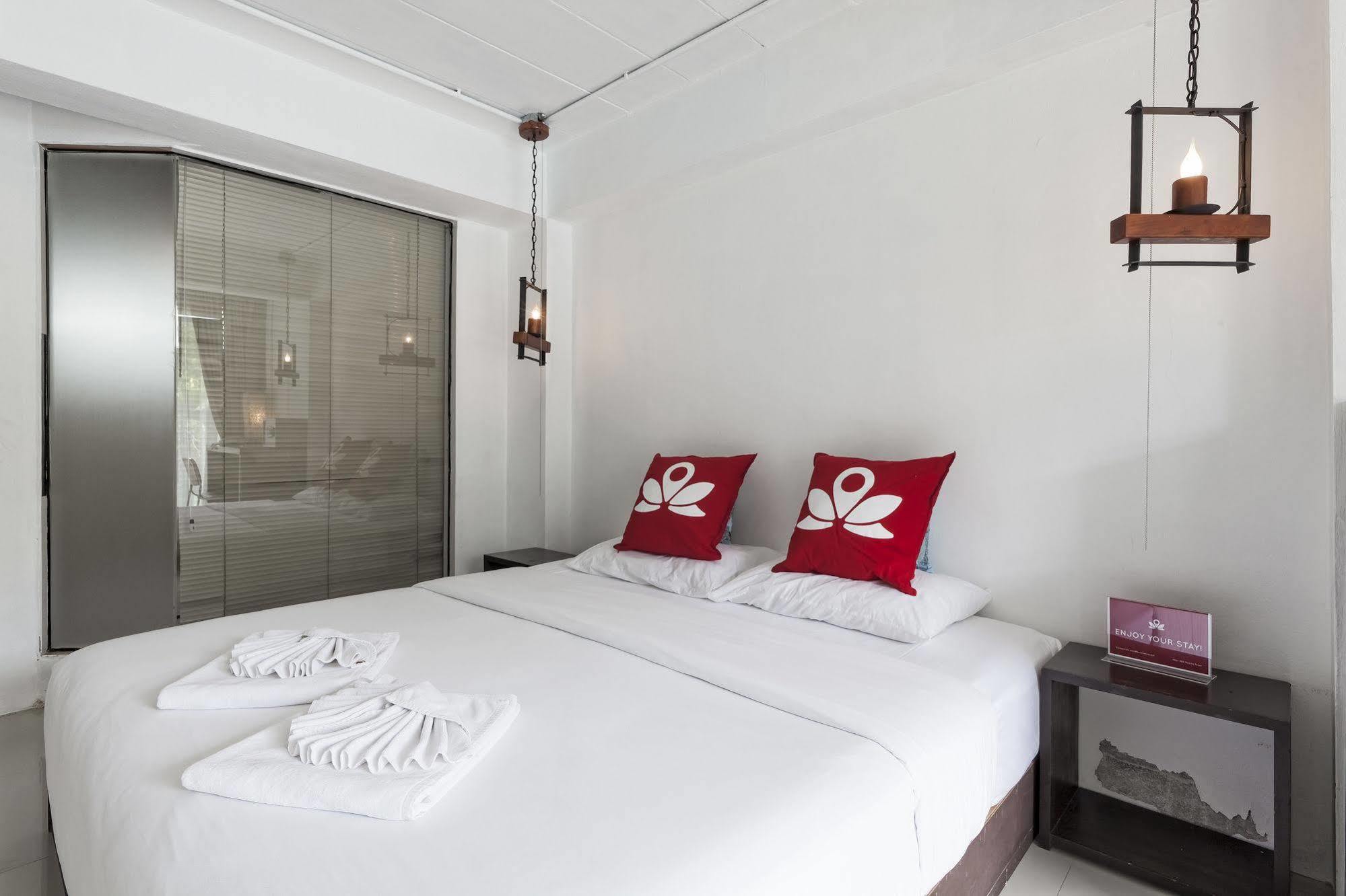 Zen Rooms Basic Nanai Phuket Patong Bagian luar foto